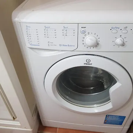 5 Min Walk From Yumbo 309-322 Apartment